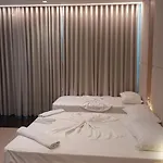 Aglon Hotel