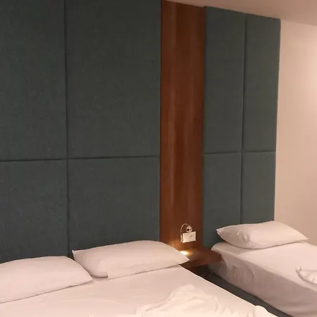 Aglon Hotel Vlorë