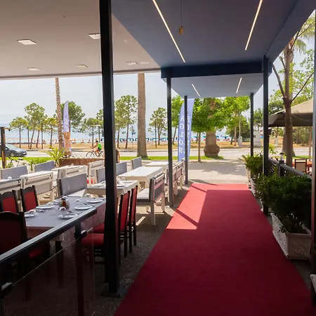 Hotel Aglon