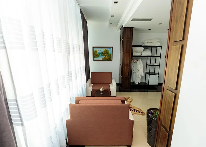 Hotel Aglon 3*